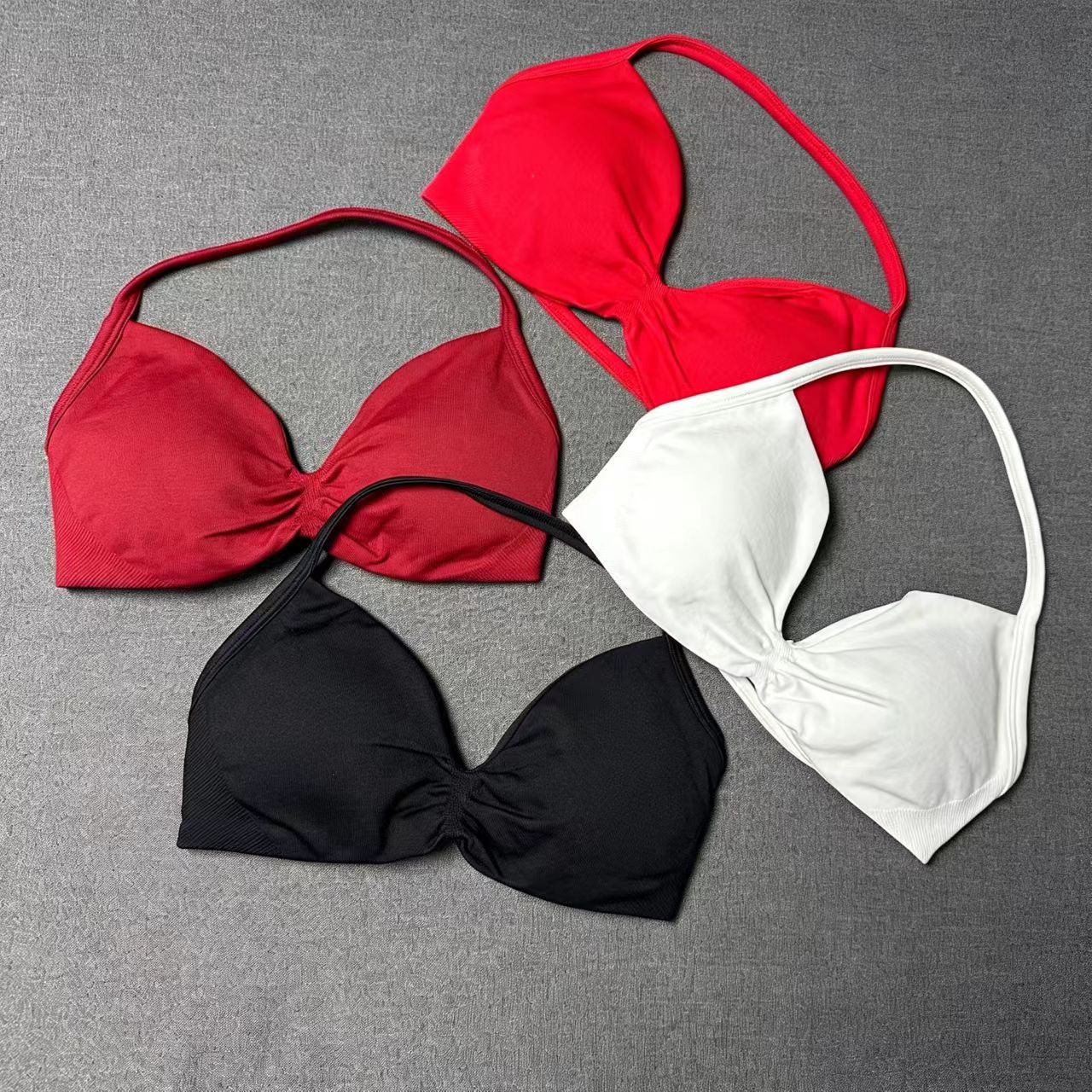 Reggiseno sportivo DF, modello - Plunge Bra Push Up recensione e prezzo